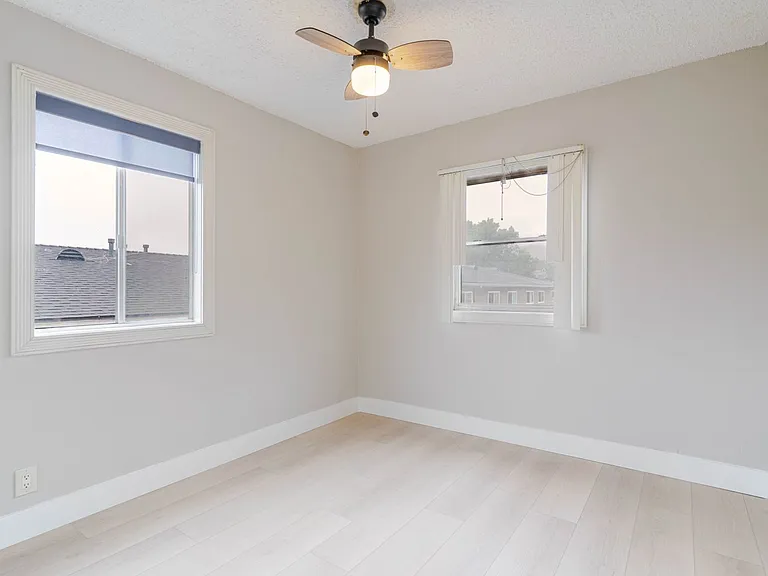 7137 Greeley St #7 — Photo 13