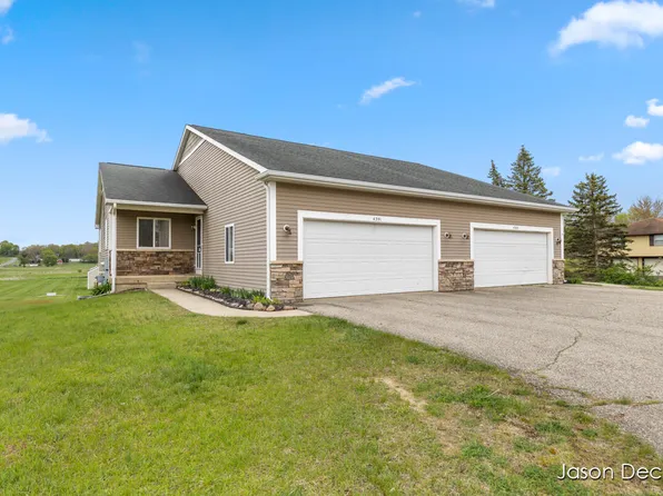 4389/4391 18th St SW, Dorr, MI 49323