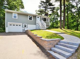 9 Rolling Ridge Rd, Franklin, MA 02038
