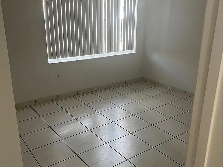 13412 NW 5th Pl — Photo 11