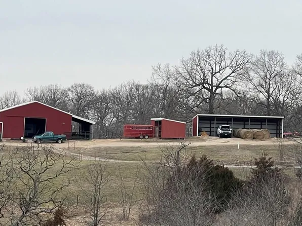 Docs Retreat Rd, Warsaw, MO 65355
