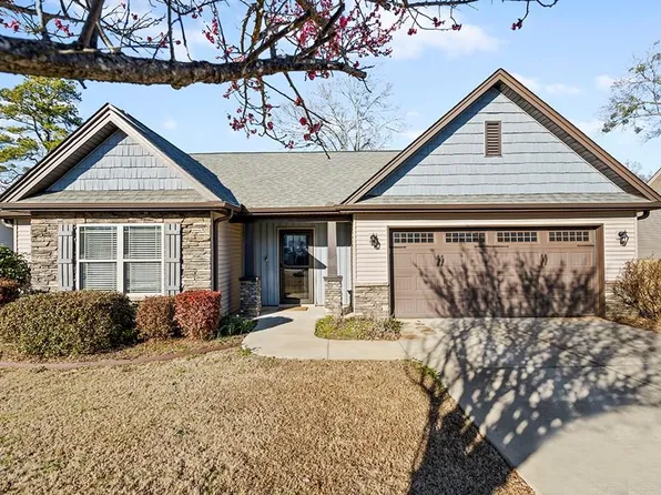 110 Sable Ln, Greenwood, SC 29649