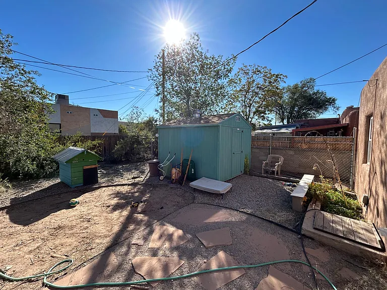 412 Cardenas Dr NE — Photo 23