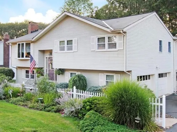 47 Sharon Drive, Wallingford, CT 06492