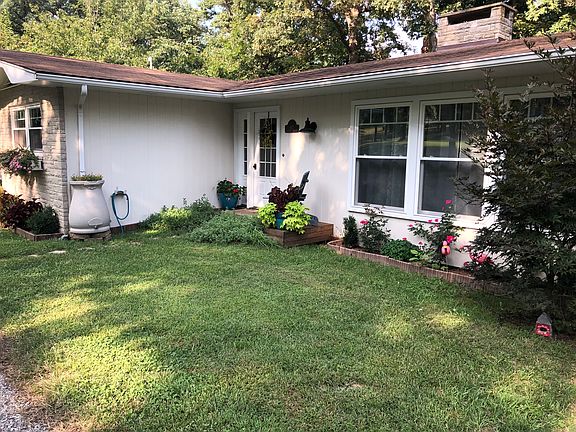 2nd image of 617 Lakeside Knolls Dr