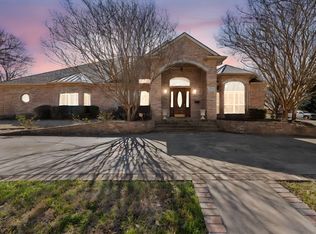 1917 Elmwood Ave, Corsicana, TX 75110