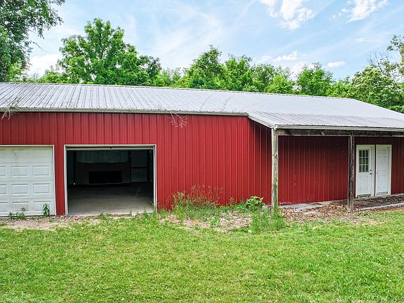 5th image of 1865 Rheatown Rd