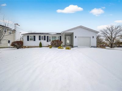 7939 Walnut Pl, Liverpool, NY, 13090