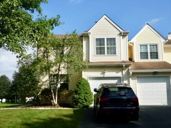 14 Watchung Trl, Branchburg, NJ 08876