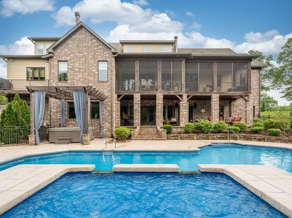 131 Oak Shores Cir, Hot Springs, AR 71913