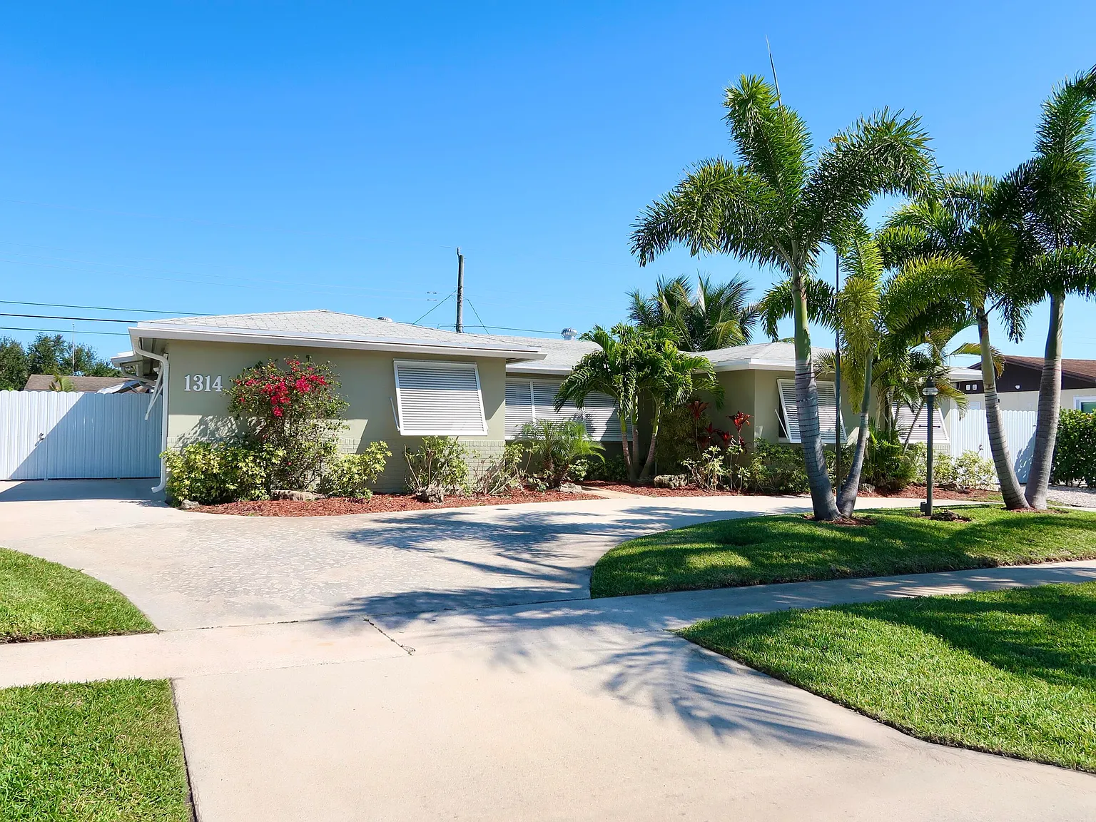 1 bed, 1.0 bath, 550 sqft, $1,350 — Photo 2