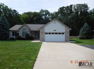 2742 Newport Rd, Newport, MI 48166