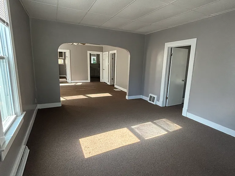 217 E North St #1-A — Photo 3