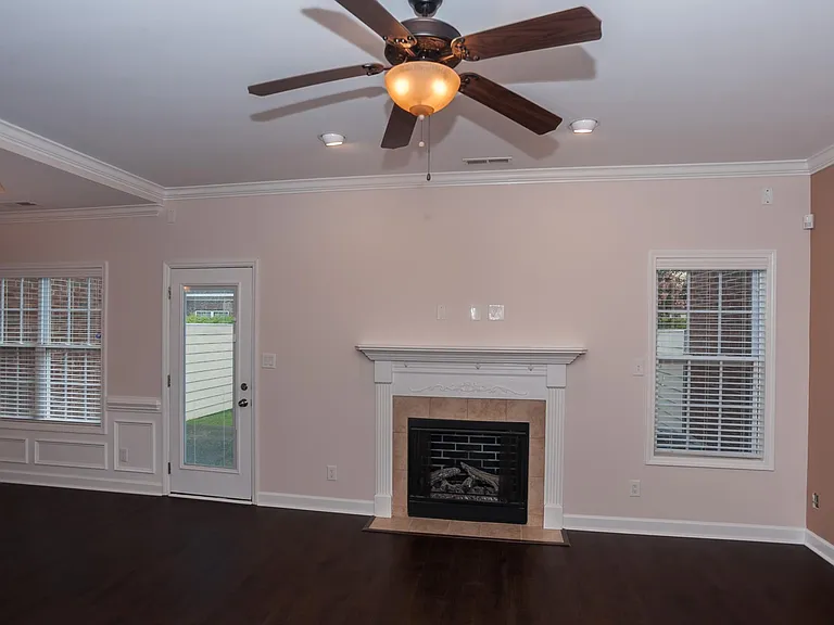 5005 Spellow Ln — Photo 14