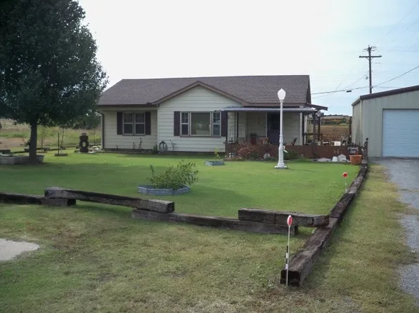 803 S Rush Ave, Rush Springs, OK 73082