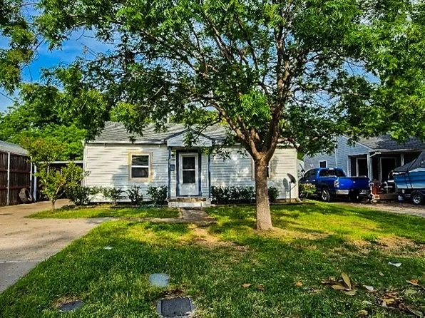 316 Clark St, Irving, TX 75060