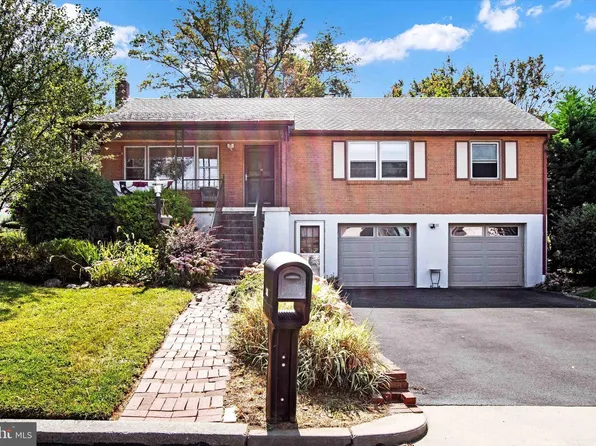 532 Lobelia Ave, Laureldale, PA 19605