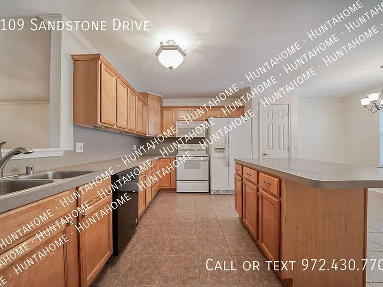 2109 Sandstone Dr — Photo 12