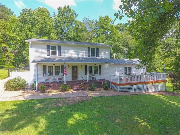 283 Huntington Dr, Liberty, SC 29657