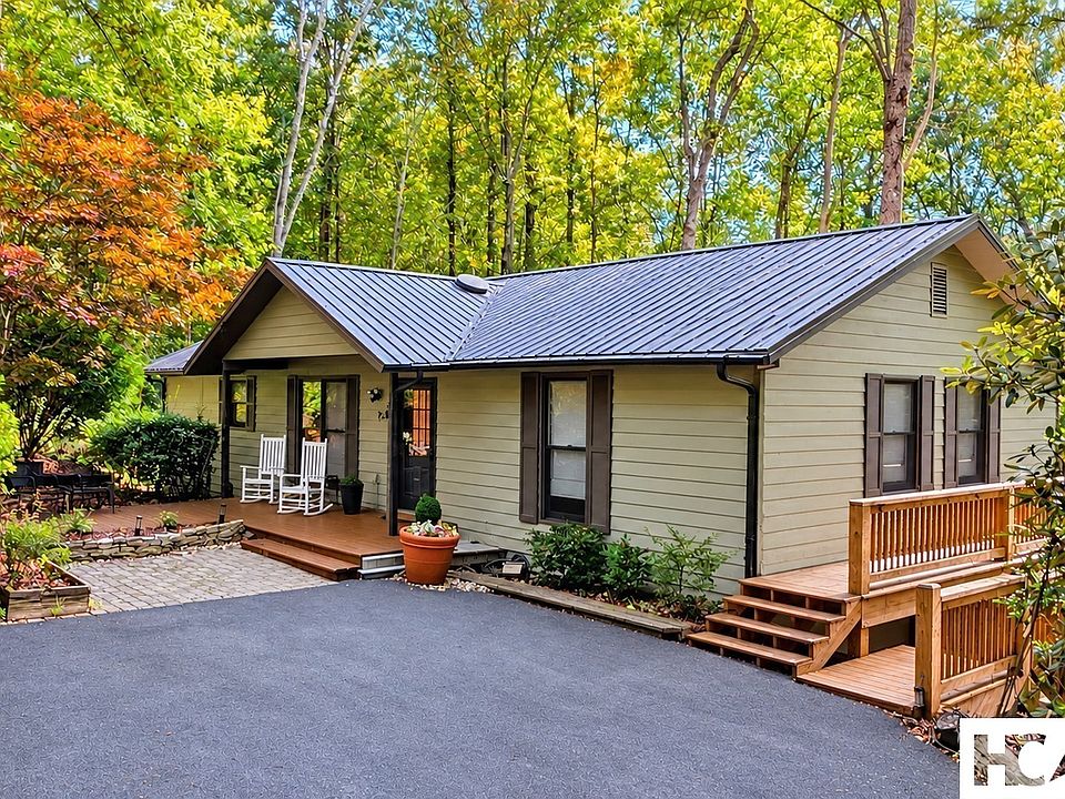 1st image of 145 Rhododendron Court