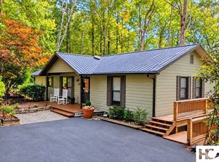 145 Rhododendron Ct, Sapphire, NC 28774
