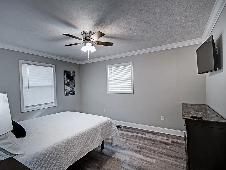 105 Sunset Dr — Photo 20