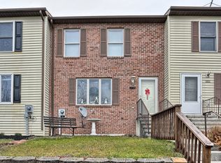 245 White Dogwood Dr, Etters, PA 17319