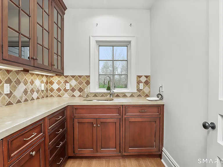 1300 Rock Rimmon Rd — Photo 5