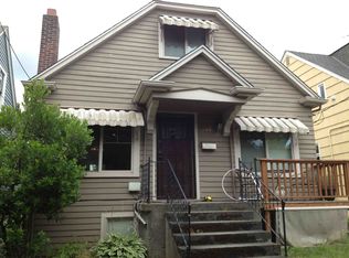 8042 19th Ave NE, Seattle, WA 98115