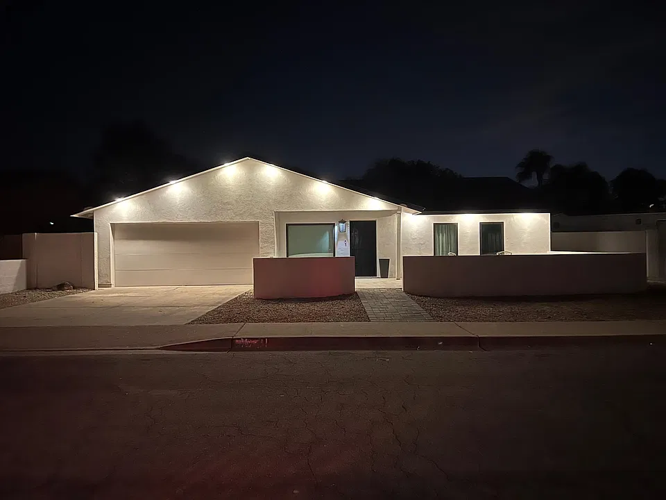 11691 N 93rd Pl