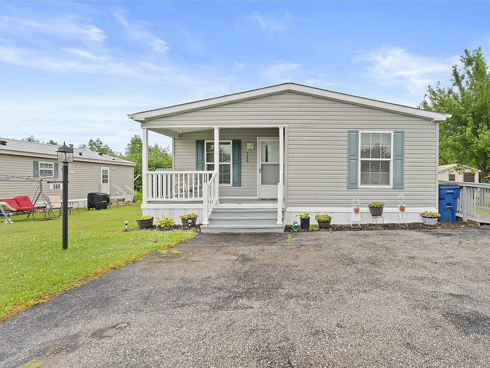 1st image of 360 Snowbury St