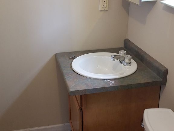 3rd image of 3707 Everett Ave
