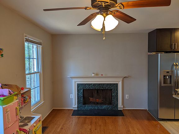 3rd image of 3152 Bayswater Ct