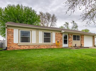195 Stagecoach Dr, Bargersville, IN 46106