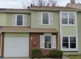 38 Quail Ct, Logan Township, NJ 08085
