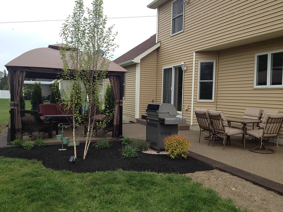 2nd image of 140 Kristoria Ln