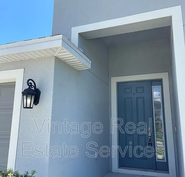 7905 Silver Clover Ct — Photo 3