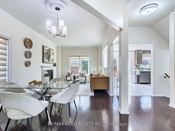 4th image of 26 Waterdale Rd
