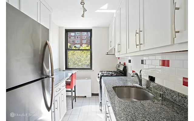 Sold by Douglas Elliman | media 4