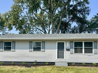 3710 El Dorado Dr, Bettendorf, IA 52722
