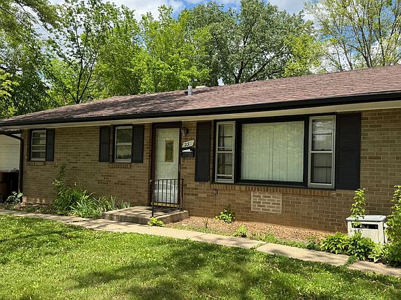 4th image of 229 Flintridge Dr #239