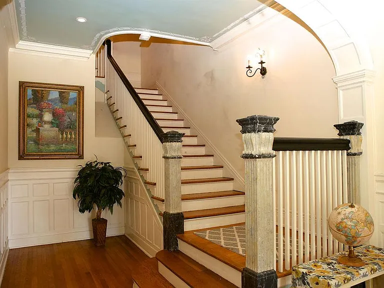 817 N Elm St #E — Photo 26