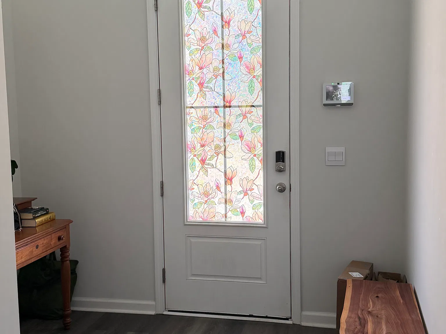 4 bed, 2037 sqft, $2,800 — Photo 2