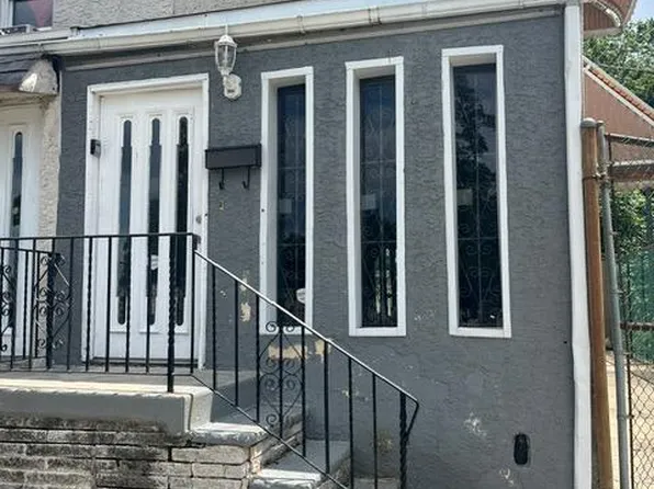 2070 E Haines St, Philadelphia, PA 19138