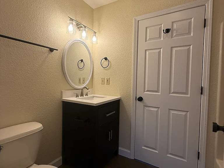 1133 Acacia Club Rd #1 — Photo 8