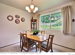 11136 157th Ave NE, Redmond, WA 98052