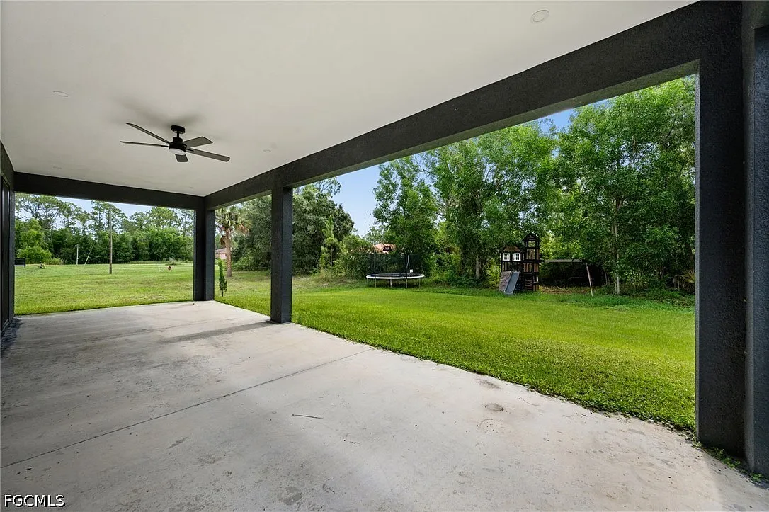 3 bed, 2.0 bath, 1734 sqft, $2,350 — Photo 4