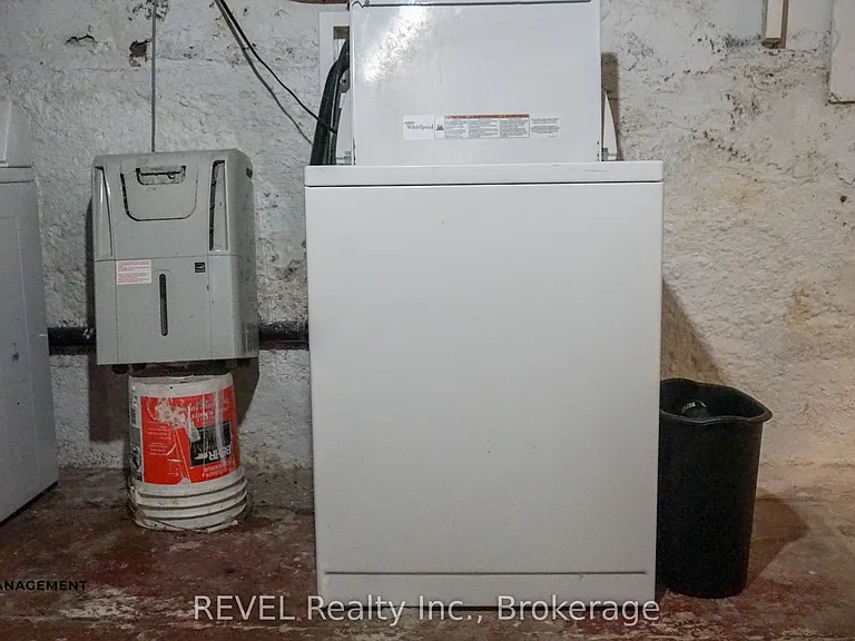 32 Edmund St — Photo 20