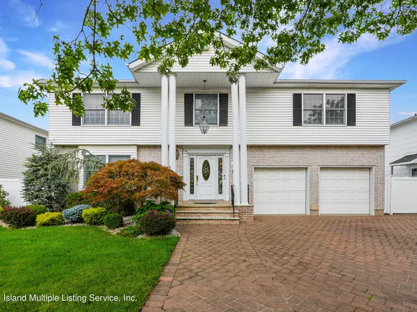 527 Ramona Ave, Staten Island, NY 10309