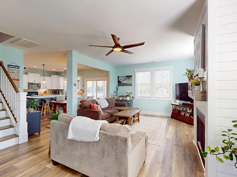 113 Bogue Harbor Ct — Photo 6